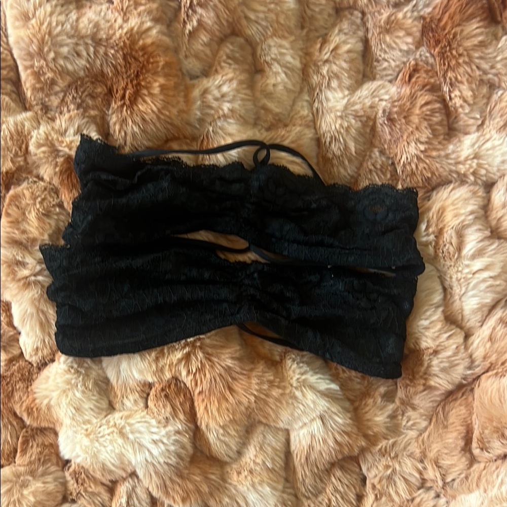 Elegant Black Lace Bandeau